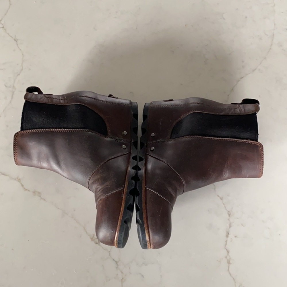 Sorel Brown and Black Ankle Boots - Picture 6 of 6